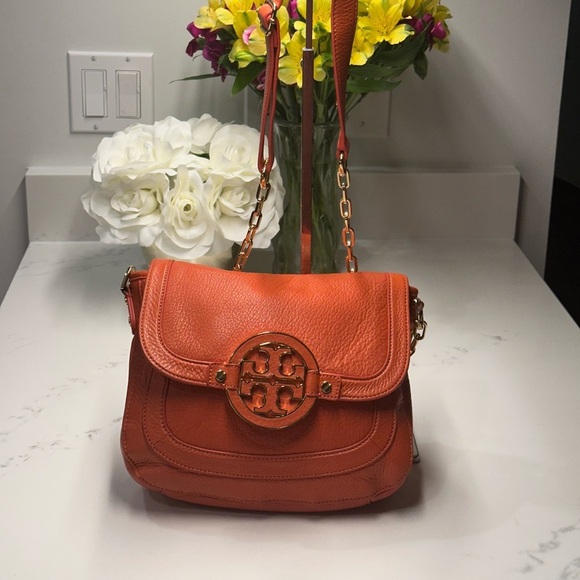 Tory Burch Amanda Vibrant Orange Shoulder Bag + Dust Bag - Picture 9 of 13